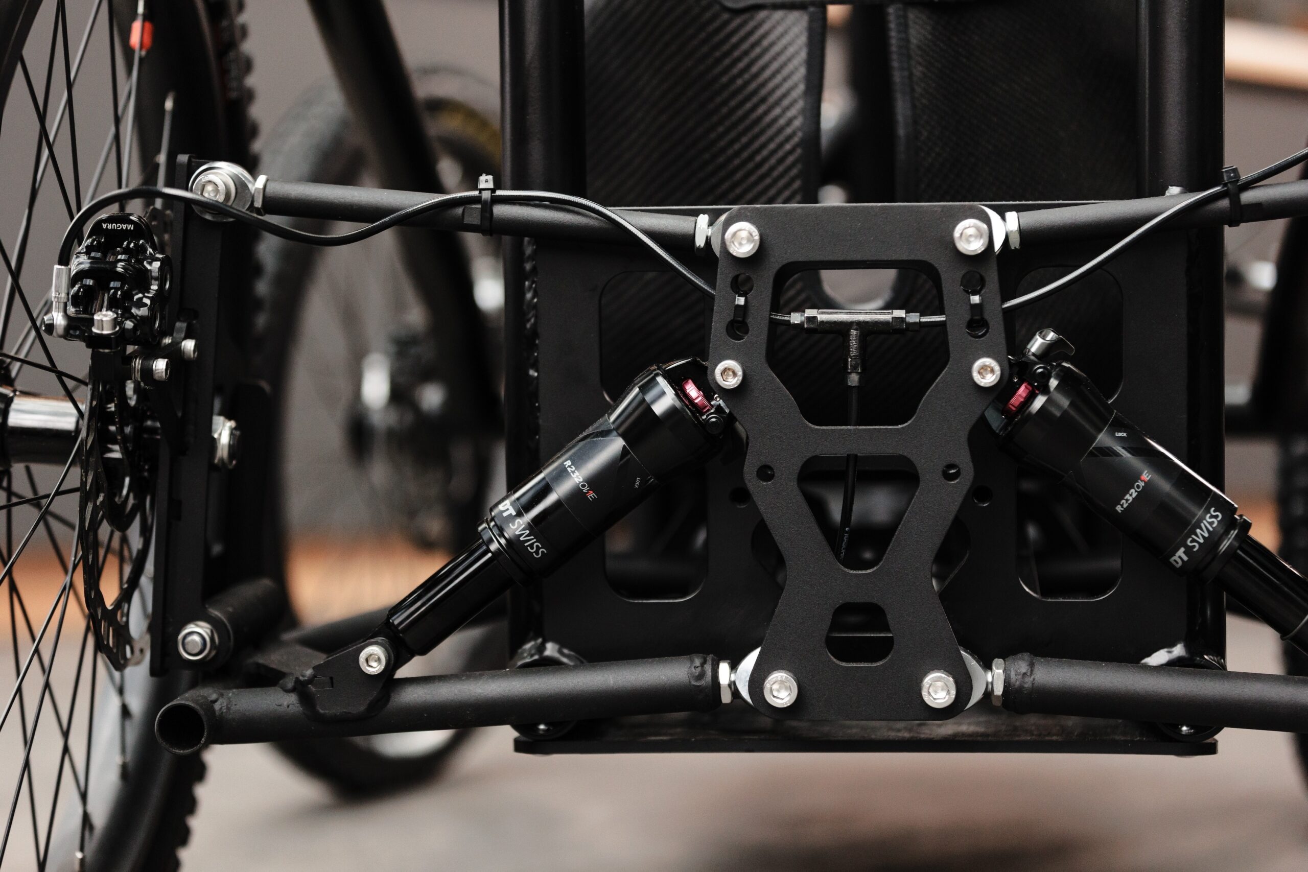 Adaptive downhill riding